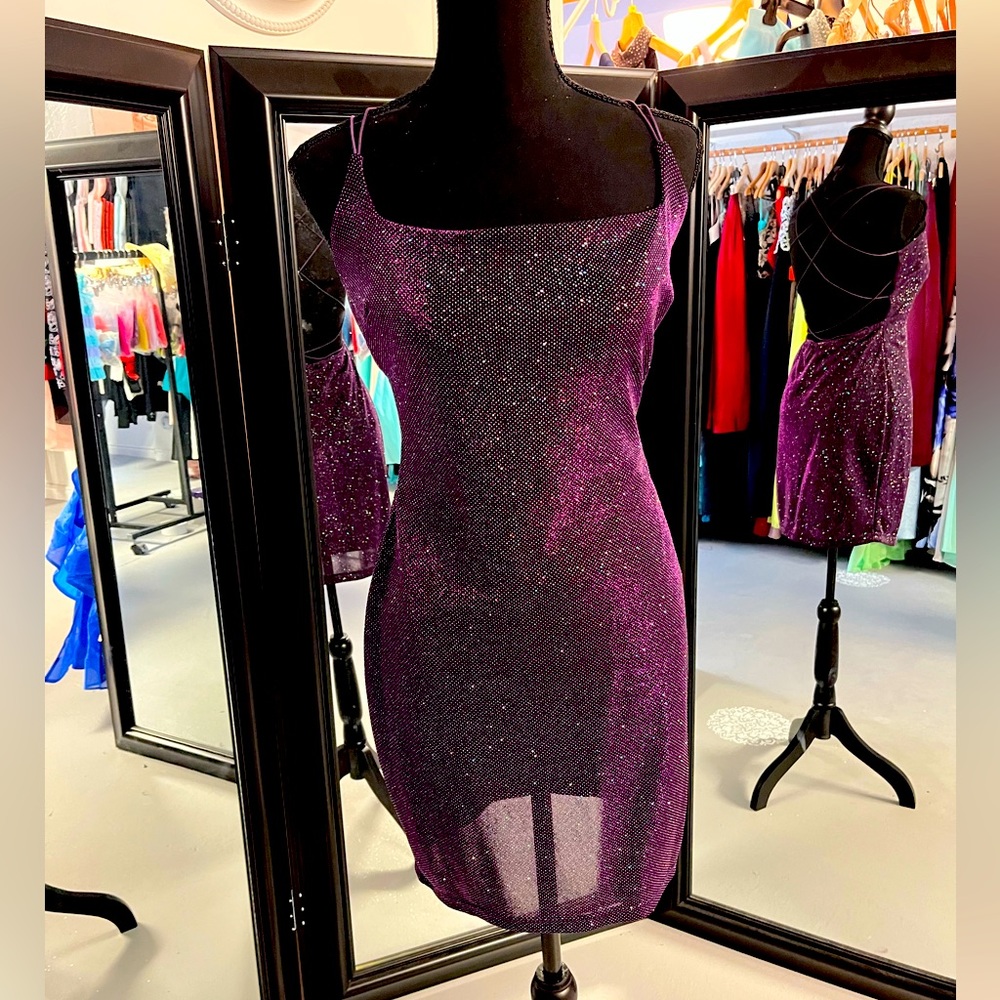 Short dress